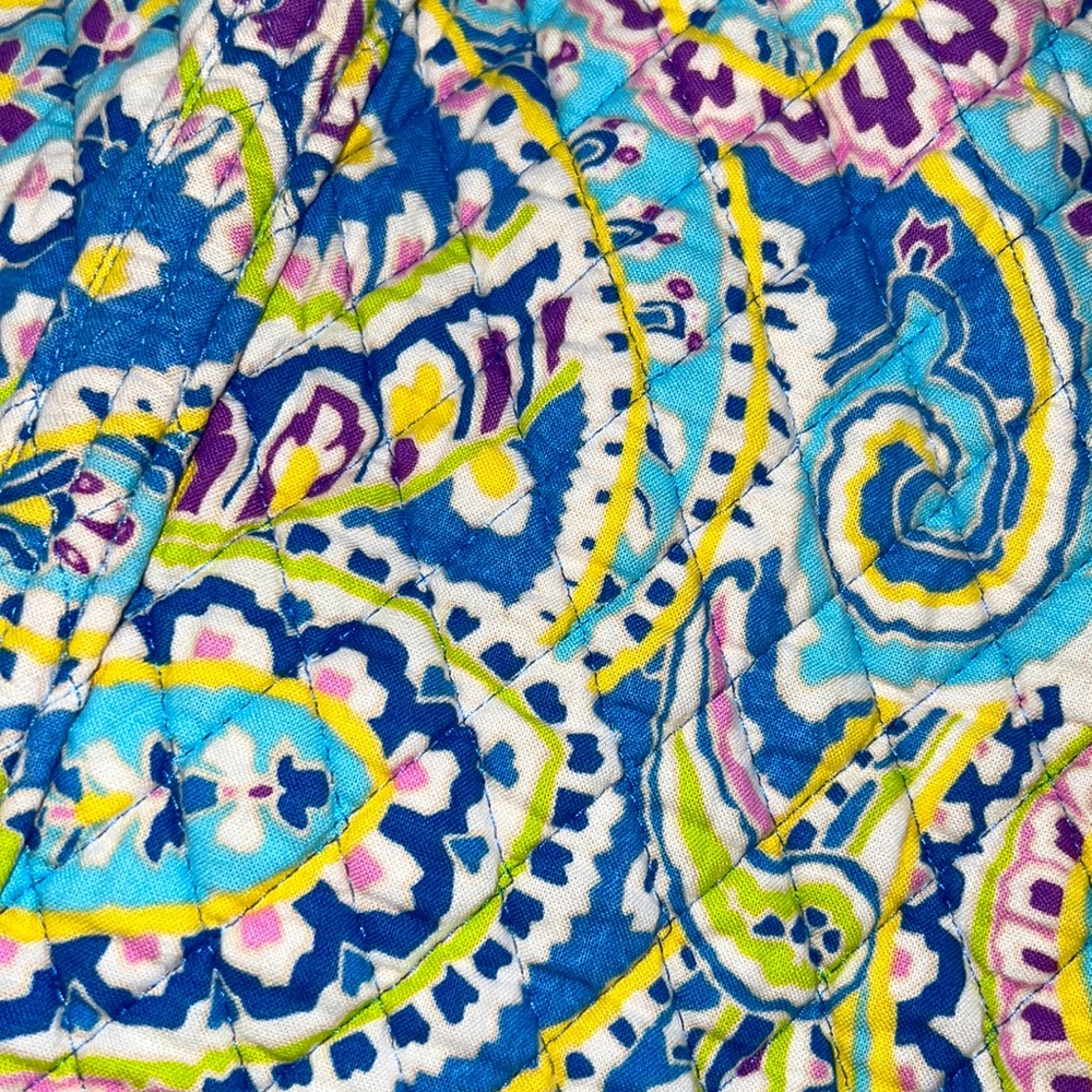 Vera Bradley Large Duffle (sold out- discontinued pattern)